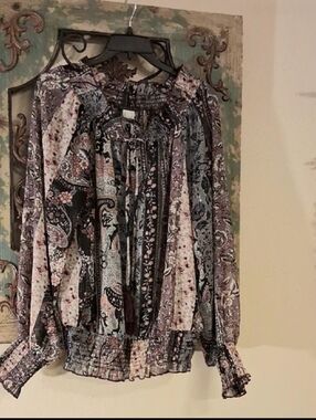 VENUS Mauve Multi Paisley Patchwork Peasant Top. NWOT Size 12